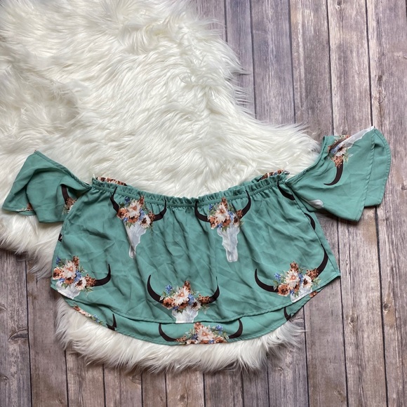 Peach Love Steer Head Off the Shoulder Crop - Picture 2 of 3